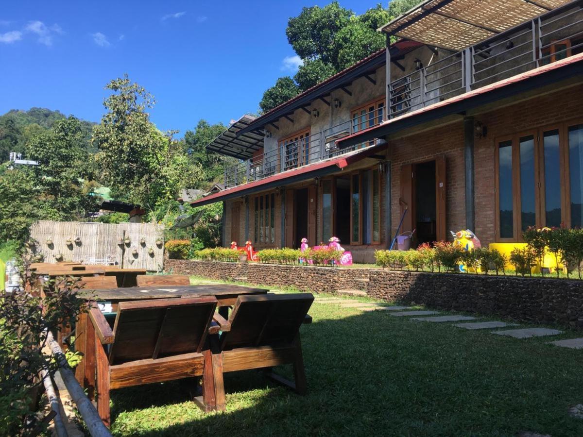 Bann Suan Maya Mae Rim Exteriér fotografie
