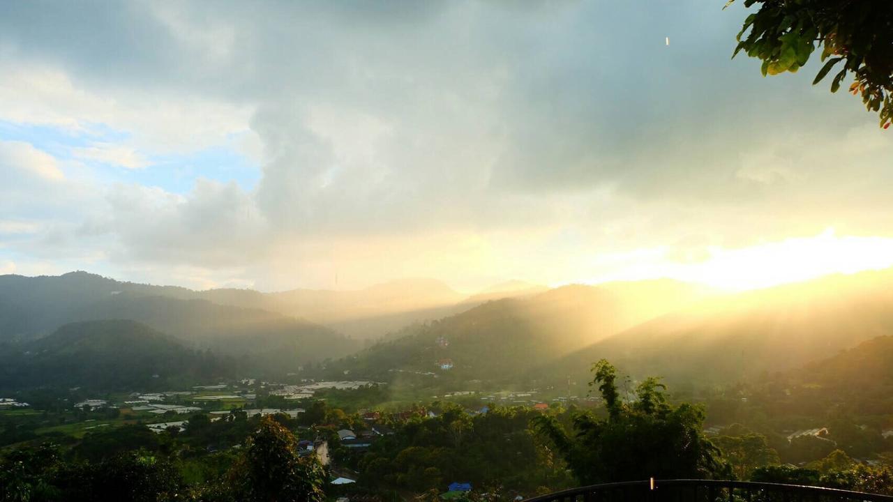 Bann Suan Maya Mae Rim Exteriér fotografie